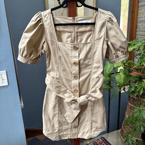 Elliatt x REVOLVE Vanessa Dress Sand sz S, Puff Sleeve, Quiet Luxury Mini - Picture 4 of 13